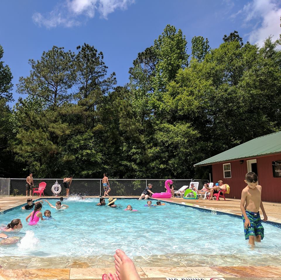 where to camp Sam Rayburn, campground with swimming pool Sam Rayburn,