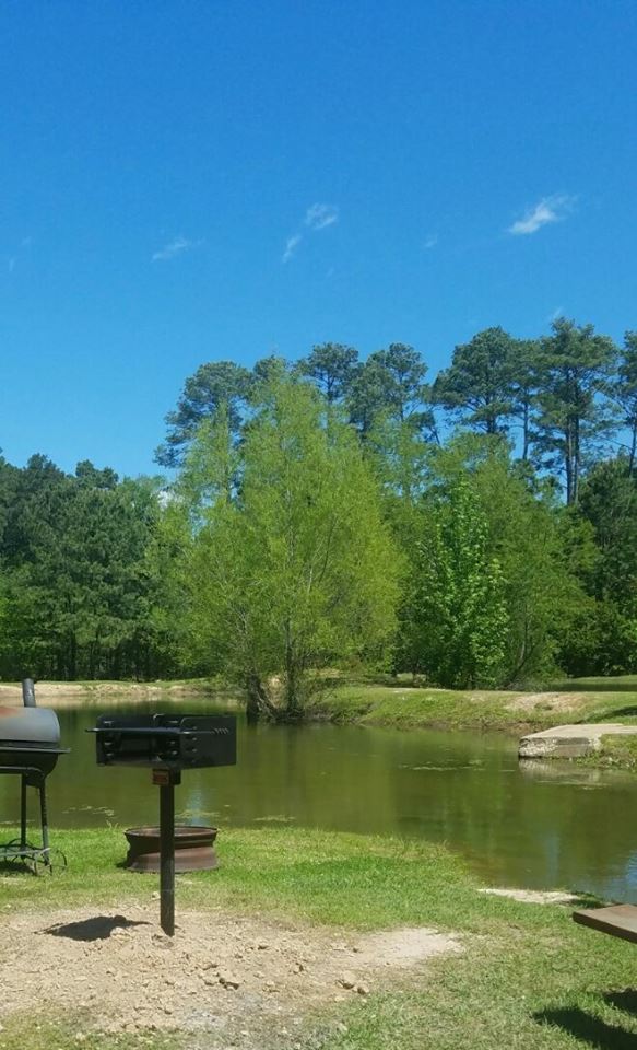 where to camp Sam Rayburn, campground with swimming pool Sam Rayburn,