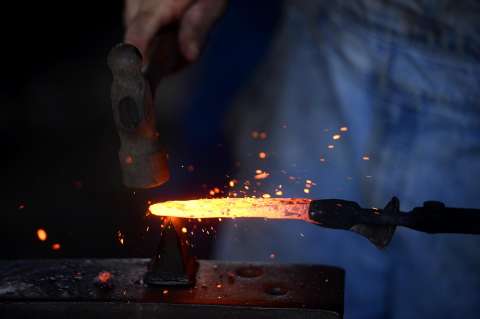 blacksmith class Beaumont, knife making SETX, Golden Triangle family activities,