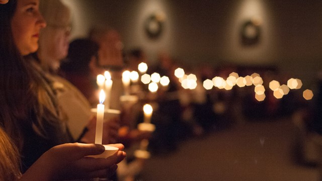 candlelight service Beaumont, Christmas Southeast Texas, Holidays SETX, church Golden Triangle,