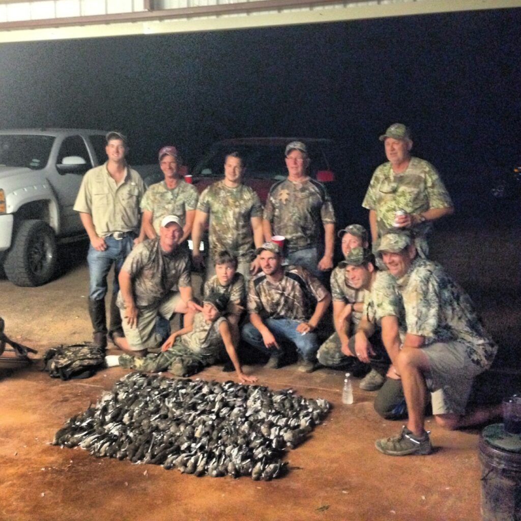 dove hunting New Braunfels, dove guide Central Texas, dove outfitter New Braunfels,