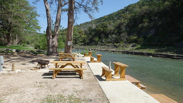 New Braunfels Parks, tubing Comal River, activities San Marcos TX,