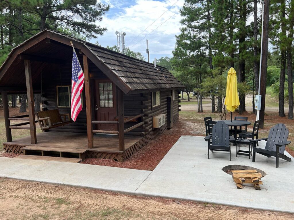 rental cabins on Sam Rayburn, Lake Sam Rayburn lodgint, hotel on Sam Rayburn Lake, RV Park Sam Rayburn, campground on Sam Rayburn